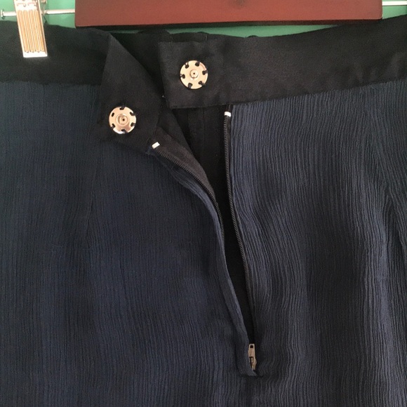 Peter Jensen chiffon bow pleated navy blue skirt - Picture 4 of 8